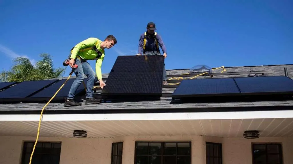 Installer un système solaire, des panneaux solaires pour la maison