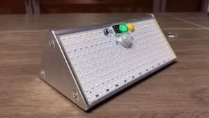 Hanging Solar Motion Lights, Aluminum Solar PIR Light