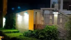 مصابيح الحركة الشمسية المعلقة في الهواء الطلق، أفضل مصابيح الحدائق الشمسية