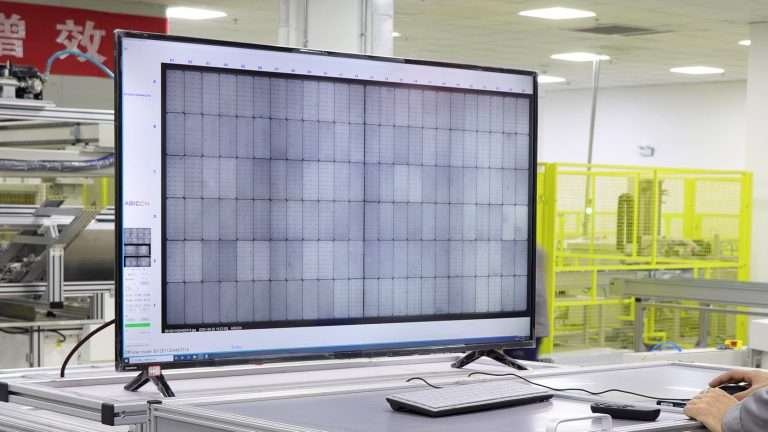 How to Detect Solar Panel Defects with EL Imaging: Complete Guide