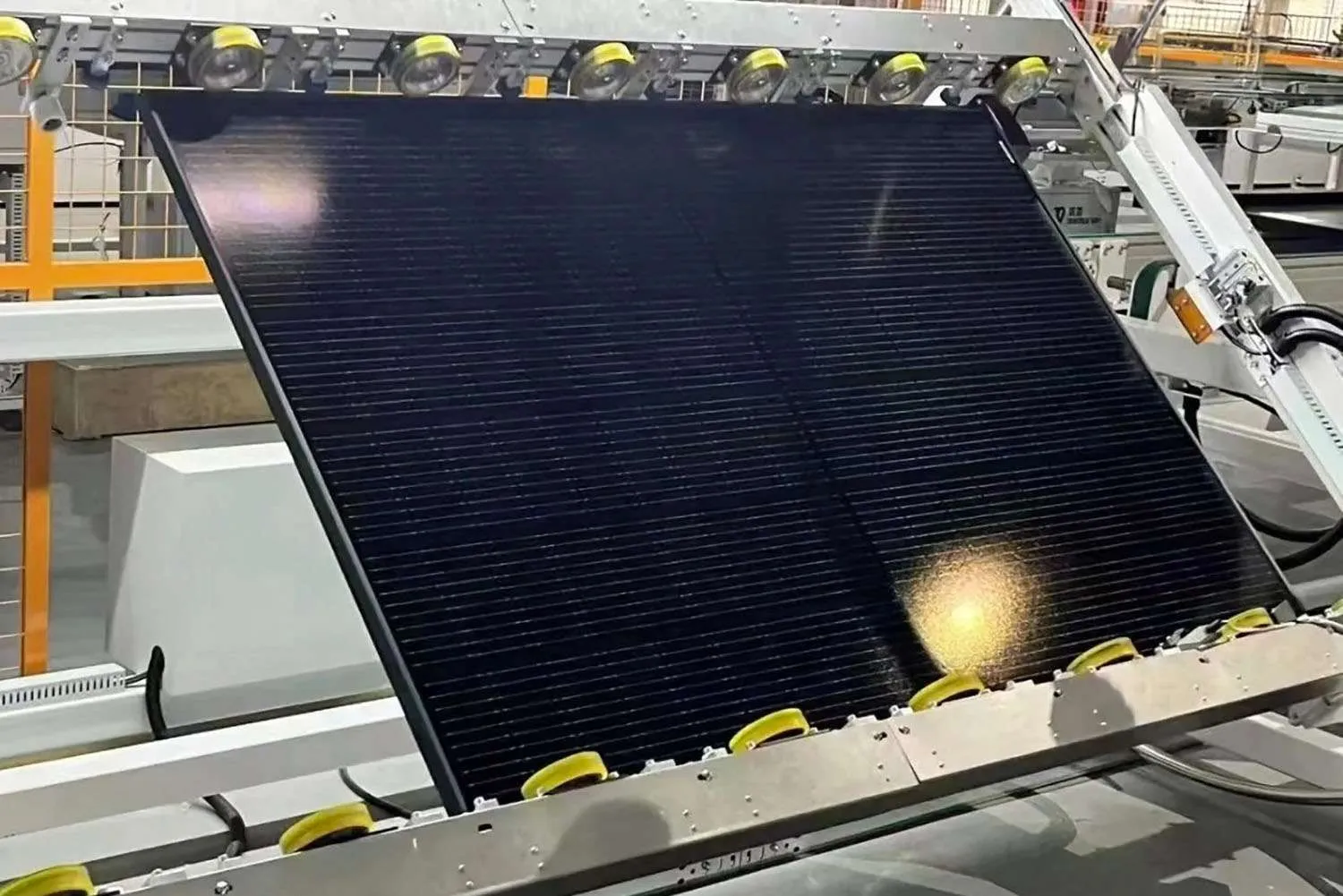 Die besten komplett schwarzen Solarmodule für ästhetische Solarlösungen zu Hause