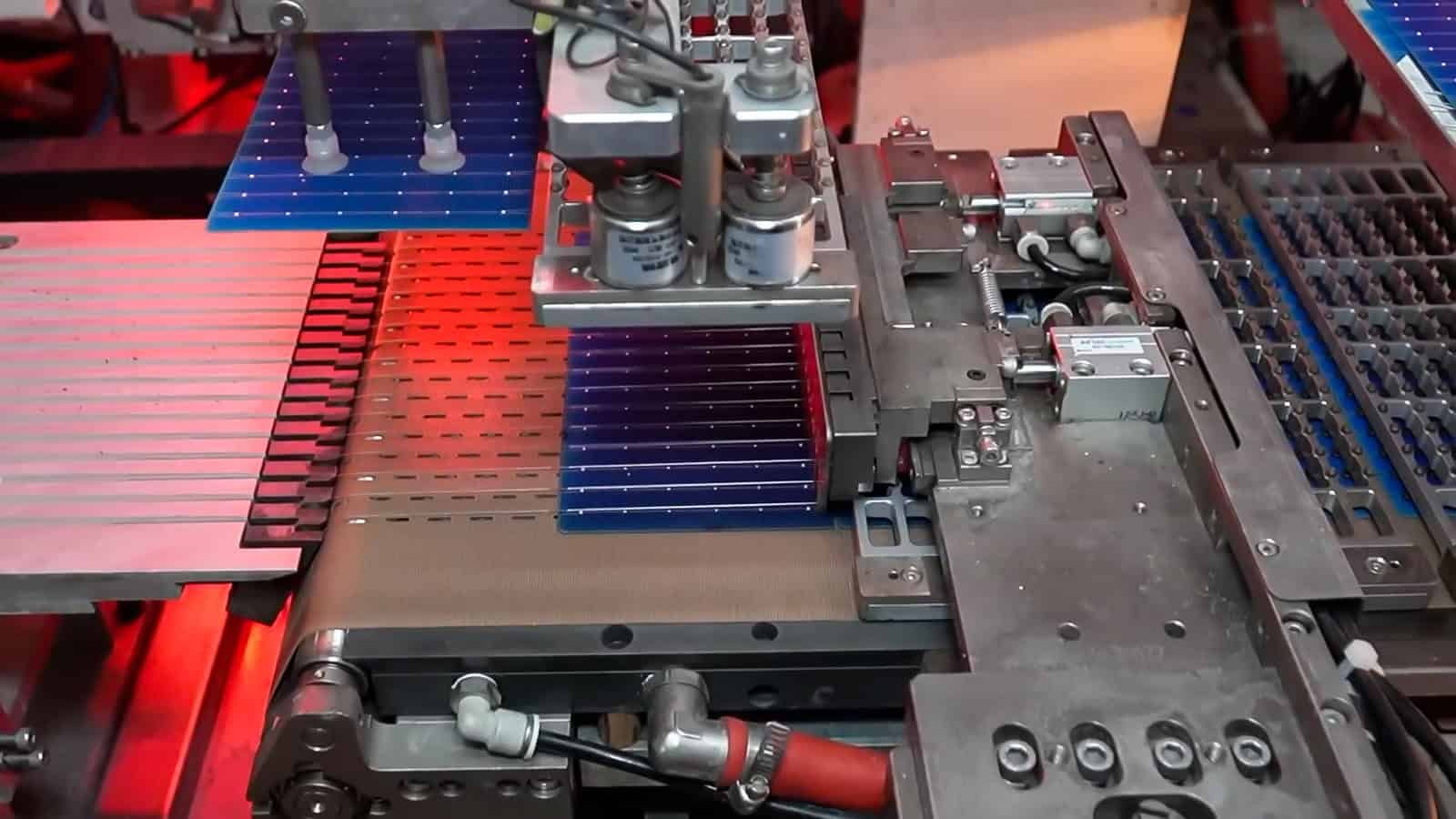 direct-from-factory solar panels OEM manufacturing services