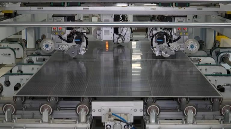 quality solar panel manufacturing process