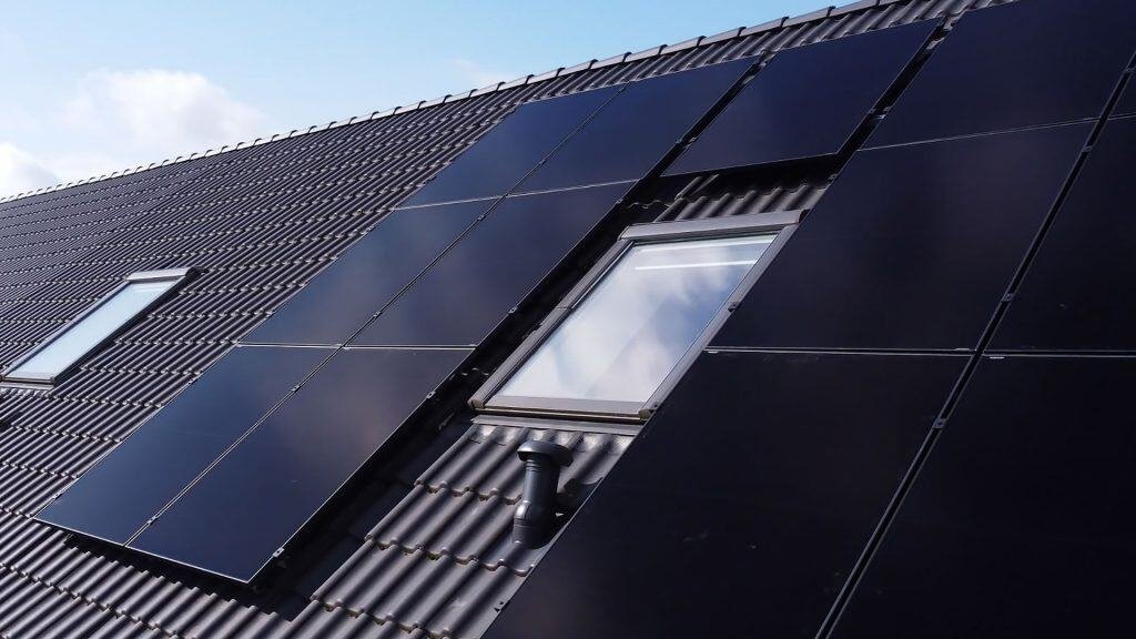 BC Low reflectivity solar modules