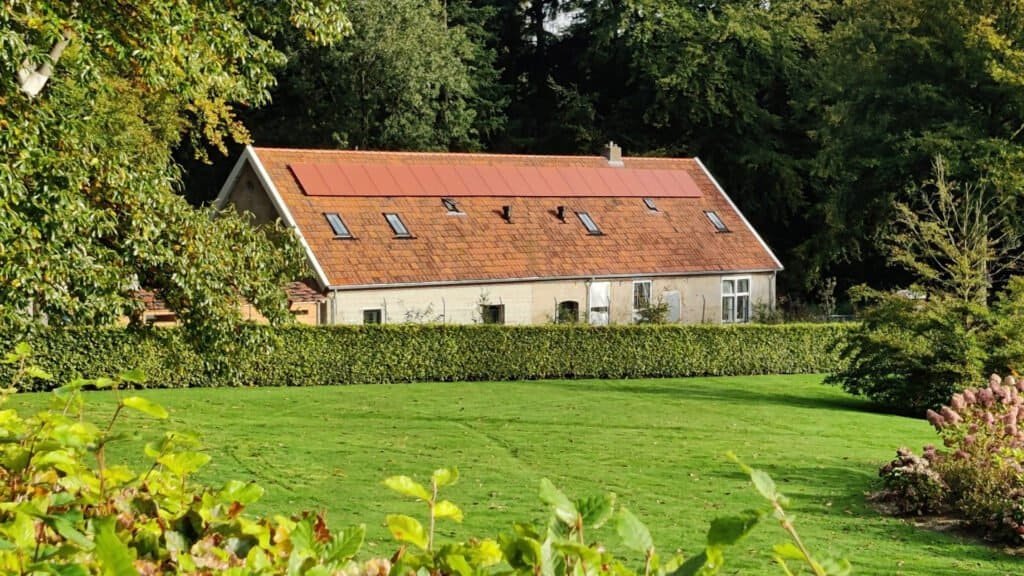 Integrated BIPV Solar Roof Tile System