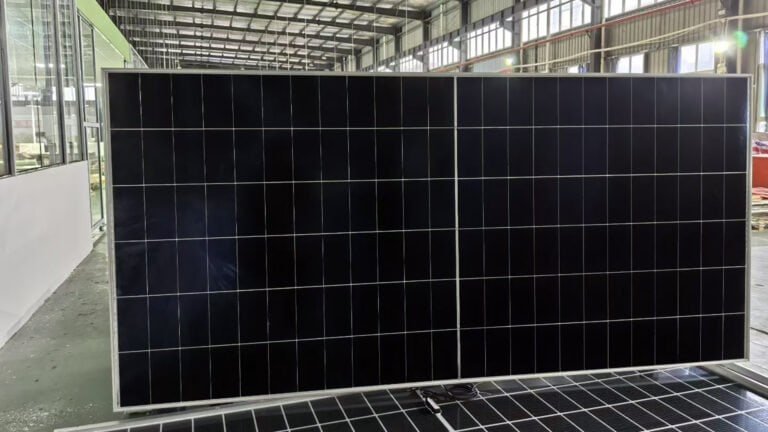 Módulo solar BC fabricado en China