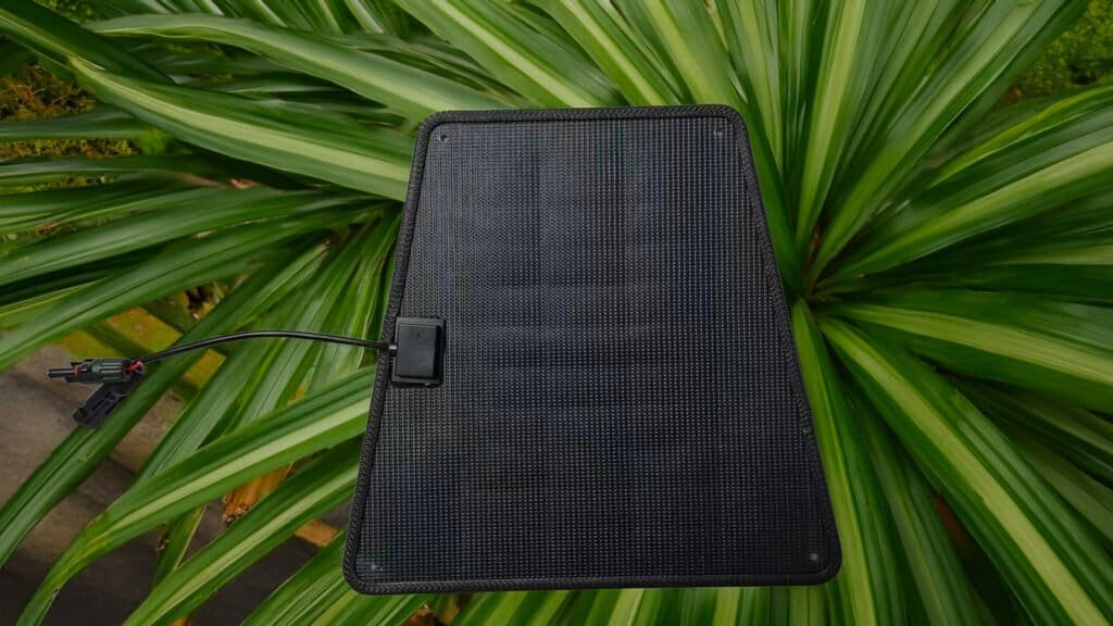OEM flexible solar panel China factory trapezoidal 24V