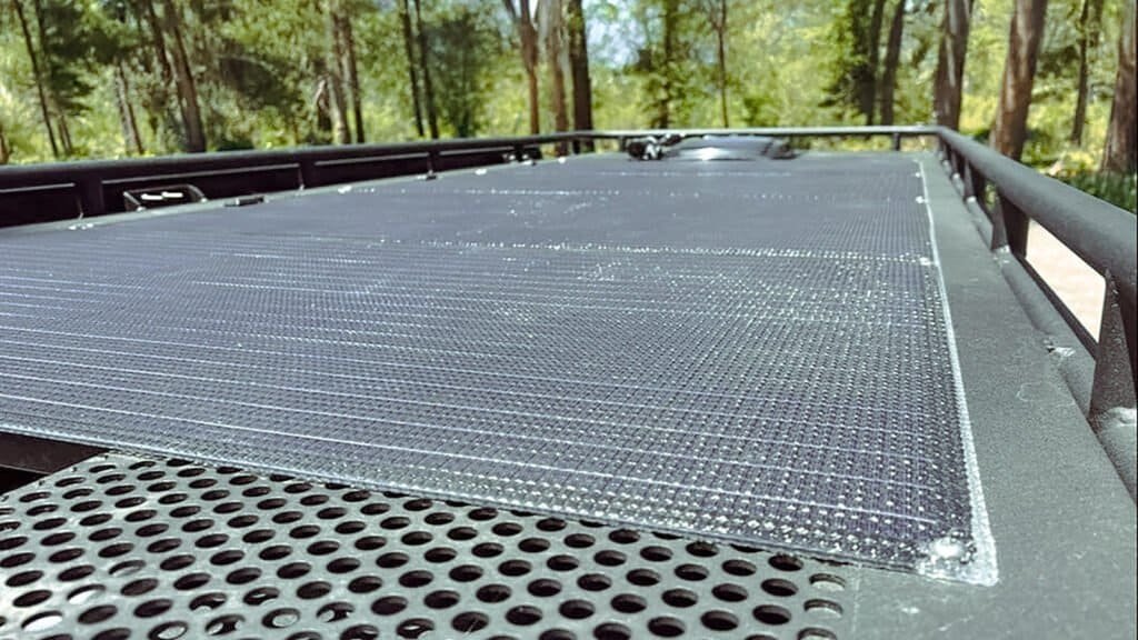 low MOQ semi-rigid solar panel manufacturer