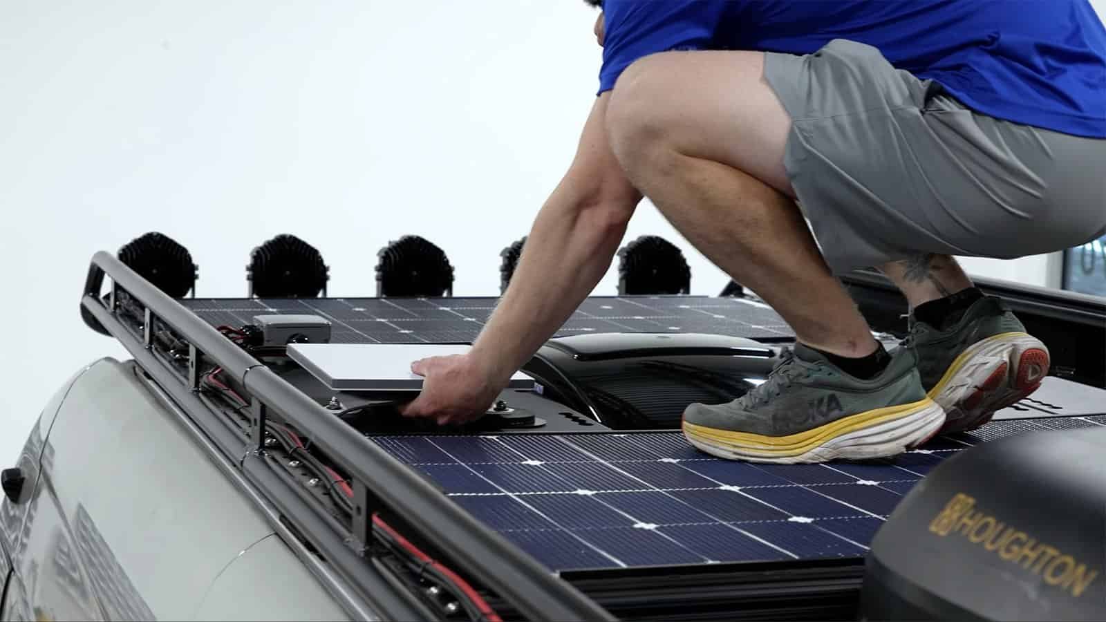 Diferencia entre paneles solares semirrígidos y rígidos