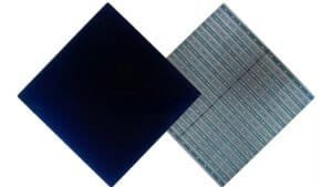 Gros plan sur les cellules solaires AIKO ABC