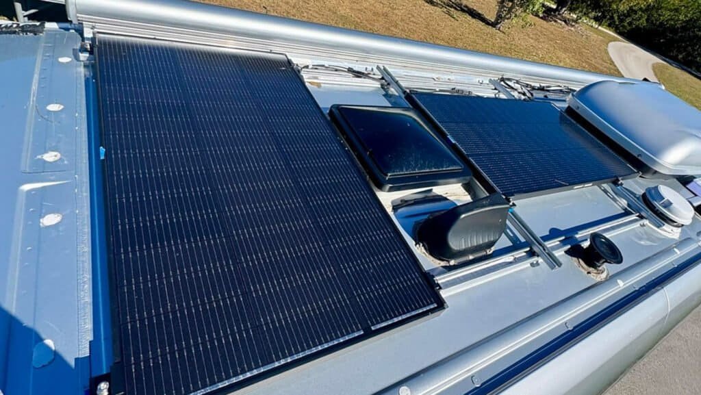 Solarpanel für Wohnmobil-Dachinstallation
