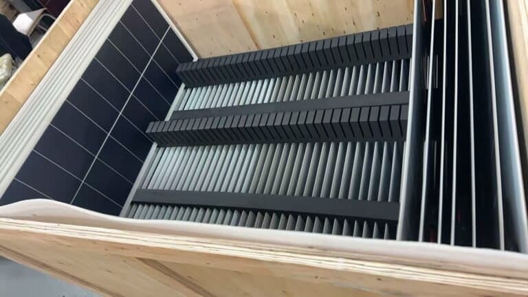 Fabricant OEM de panneaux solaires HPBC 2.0 en Chine, faible quantité minimale de commande